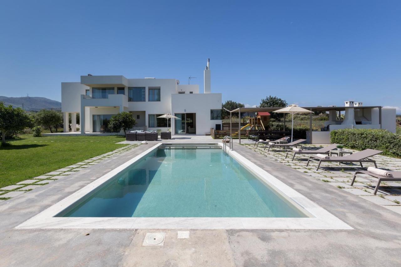 Lux Villa Mia With Heated Pool, 2Km To Beach & Childrens Area! Mikro Metochi Exterior photo